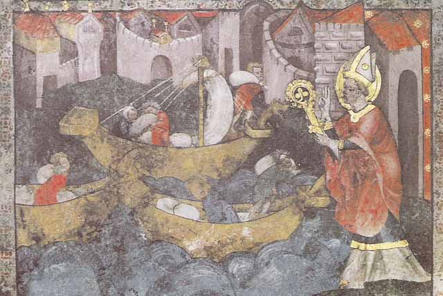 Wandgemälde, das drei Schiffe und den heiligen Nikolaus zeigt.