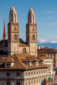Grossmünster und Rathaus, die Ausgangspunkte der Reformation in Zürich